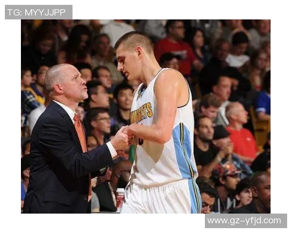 南京篮球队的转型之路：从低谷到冠军赛的辉煌蜕变与奋斗历程