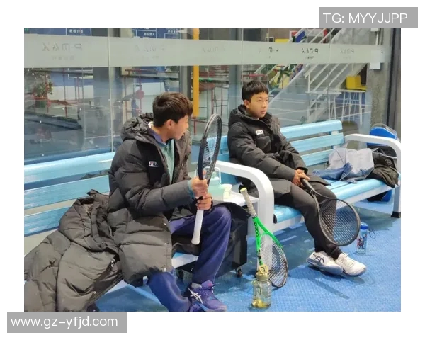 广州与北京网球队赛后复盘分析团队配合与战术执行的关键因素